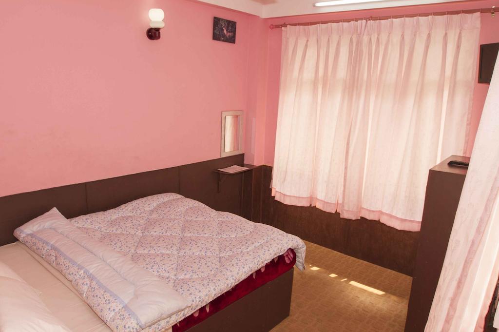 Hotel Impala Garden Kathmandu Zimmer foto